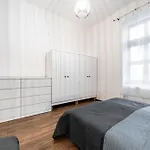 Center Premium With Private Garage Parking Košice